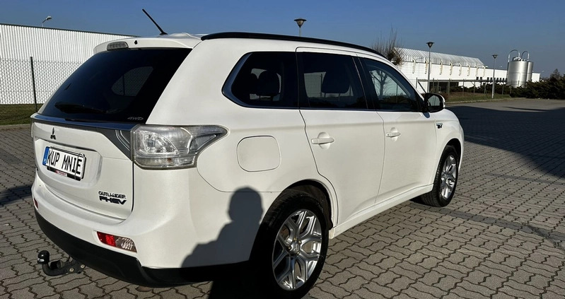 Mitsubishi Outlander cena 58999 przebieg: 226361, rok produkcji 2013 z Piaseczno małe 704